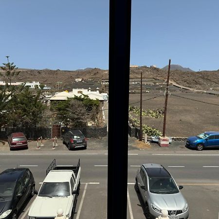 Casa Cueva De Los Verdes Punta Mujeres Bagian luar foto