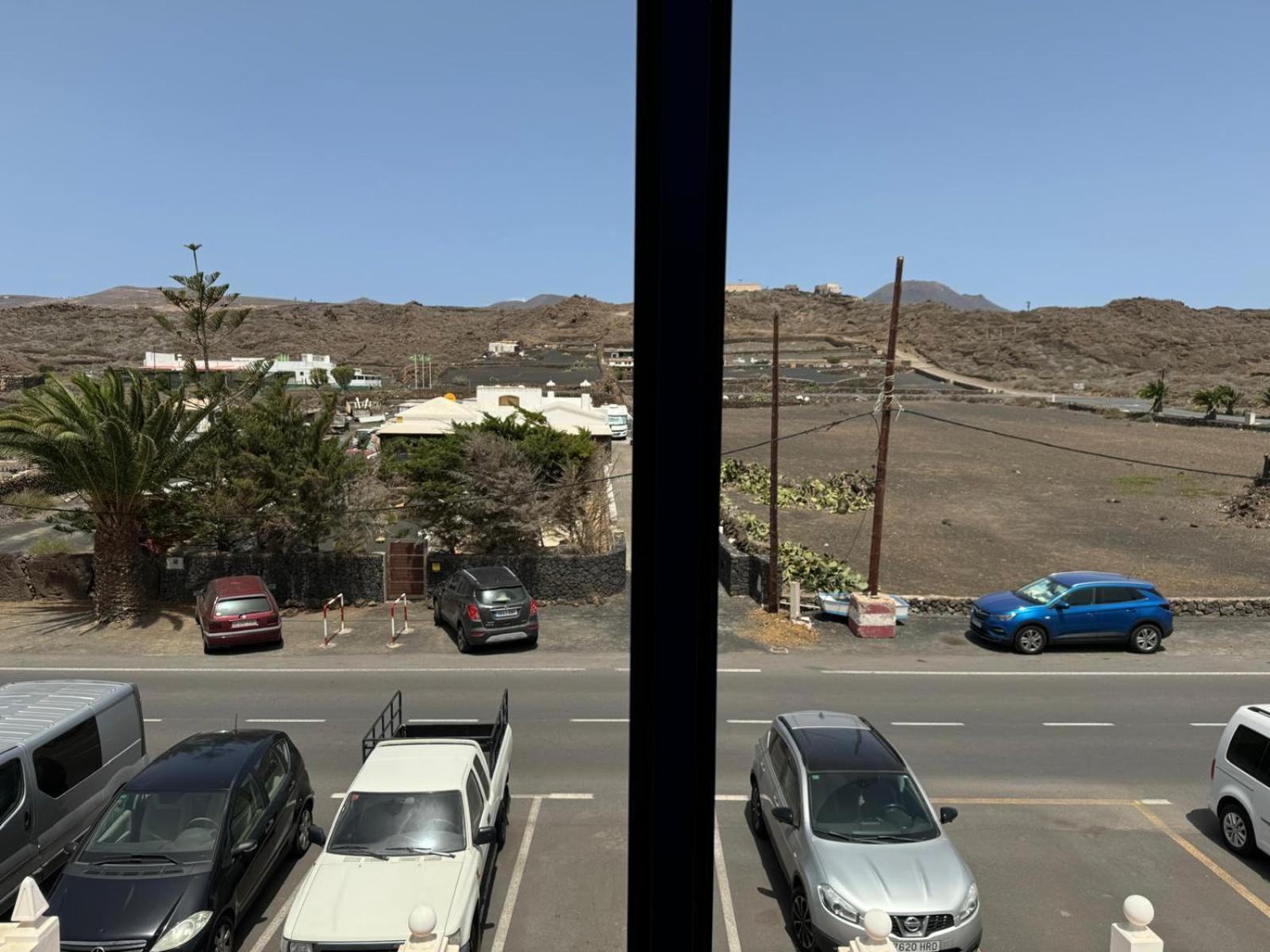 Casa Cueva De Los Verdes Punta Mujeres Bagian luar foto